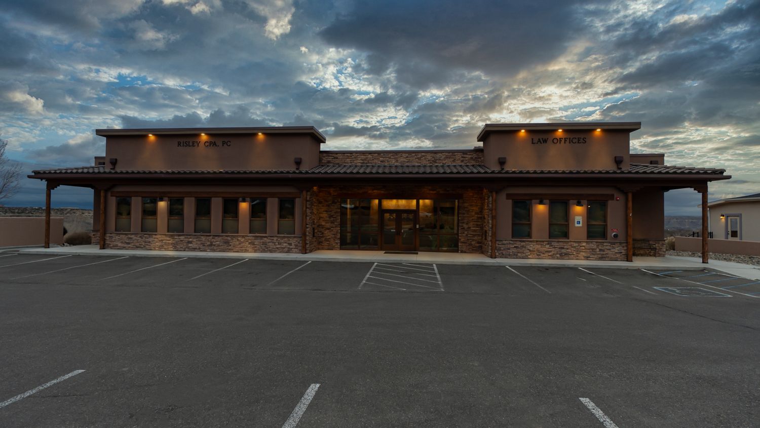 2705 Rabbitbrush Dr, Farmington, NM 87402